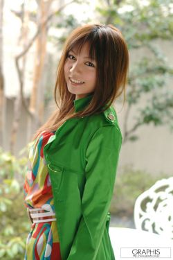 仓持由香
